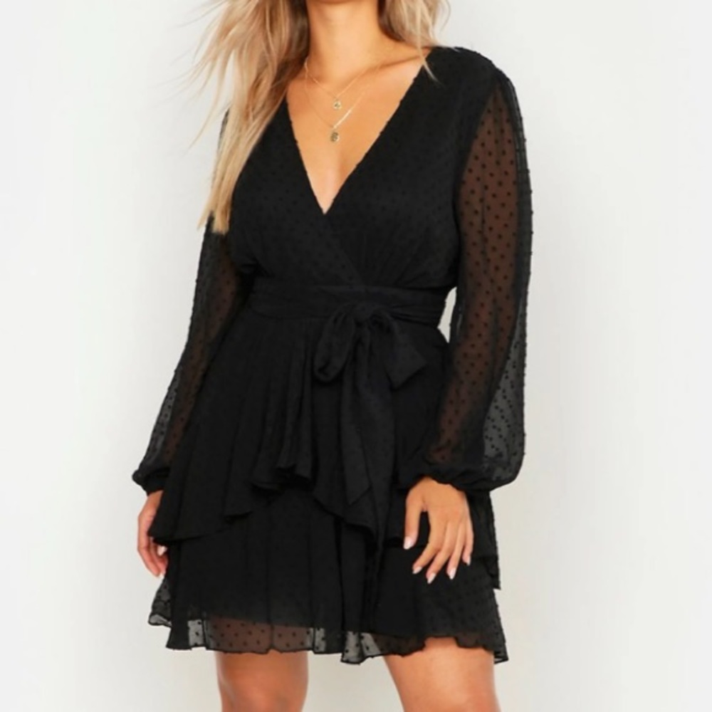 🌟2/25 Plus Dobby Mesh Skater Dress (Black)